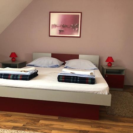 Guest House Aleksandra 바이나 바슈타 외부 사진
