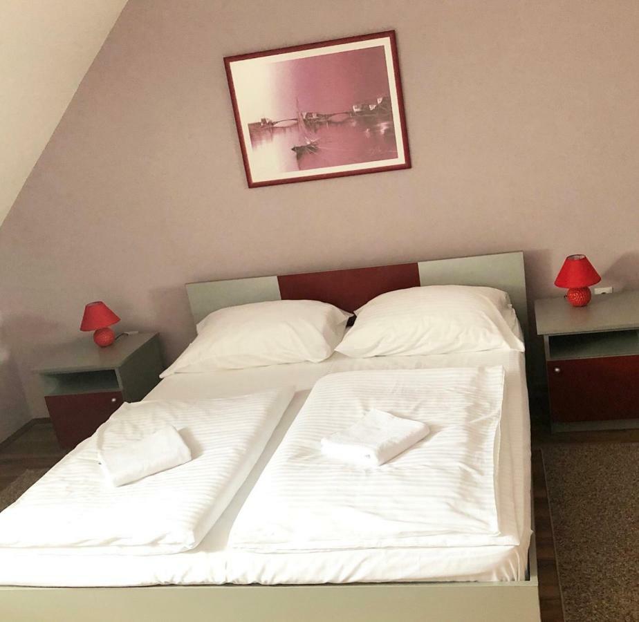Guest House Aleksandra 바이나 바슈타 외부 사진